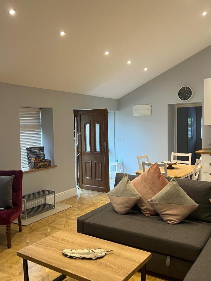 Penburren At Minster Farm West Apartment Hereford Exterior photo